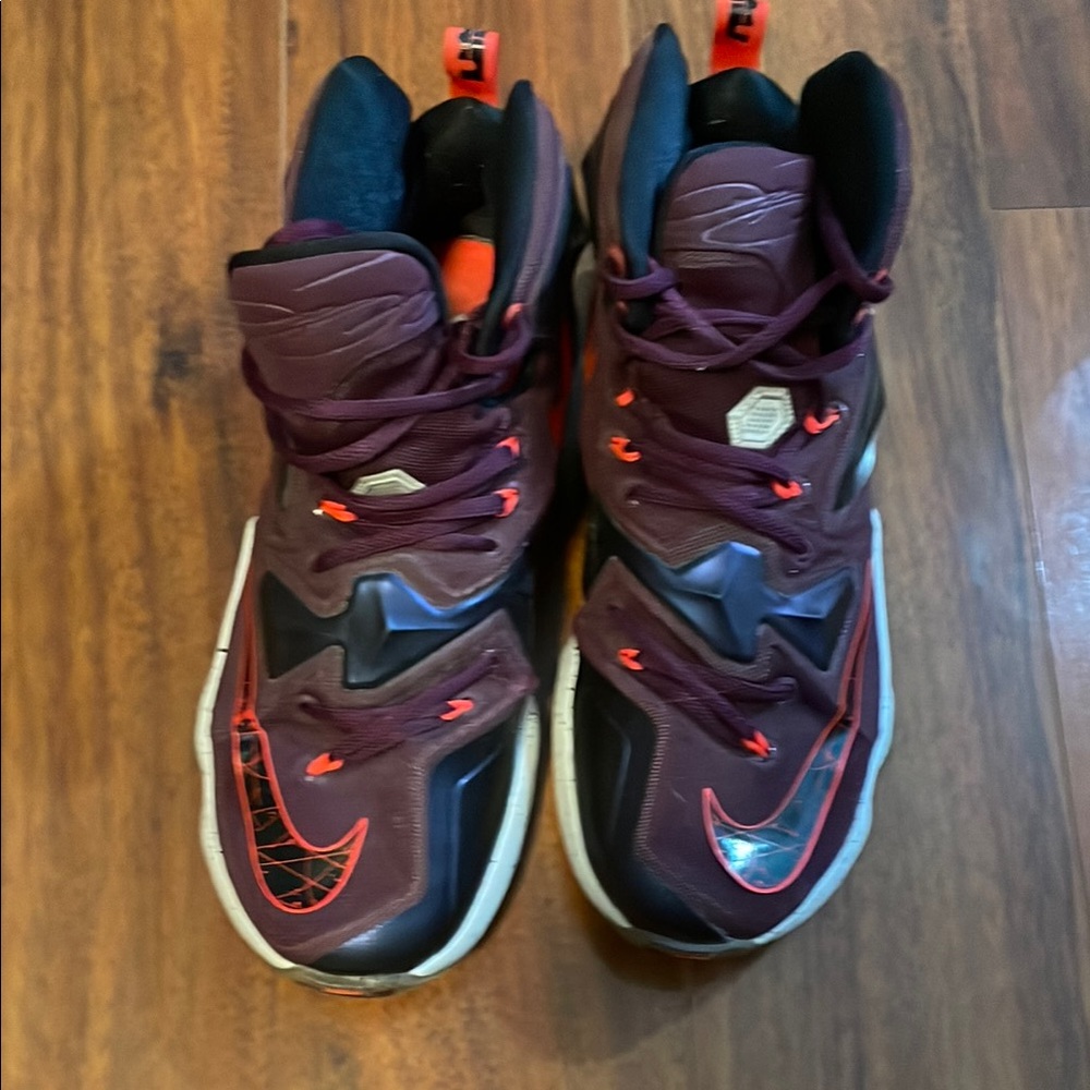 Nike Black and Purple Sneakers with Breathable Mesh and Supportive Midsole